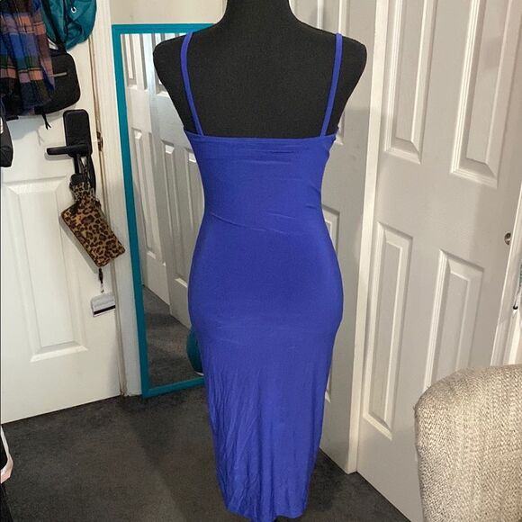 Women's Dress Bundle For The Summer Size Medium - Picture 5 of 7